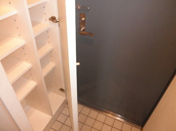 グランドメゾン三軒茶屋の物件内観写真